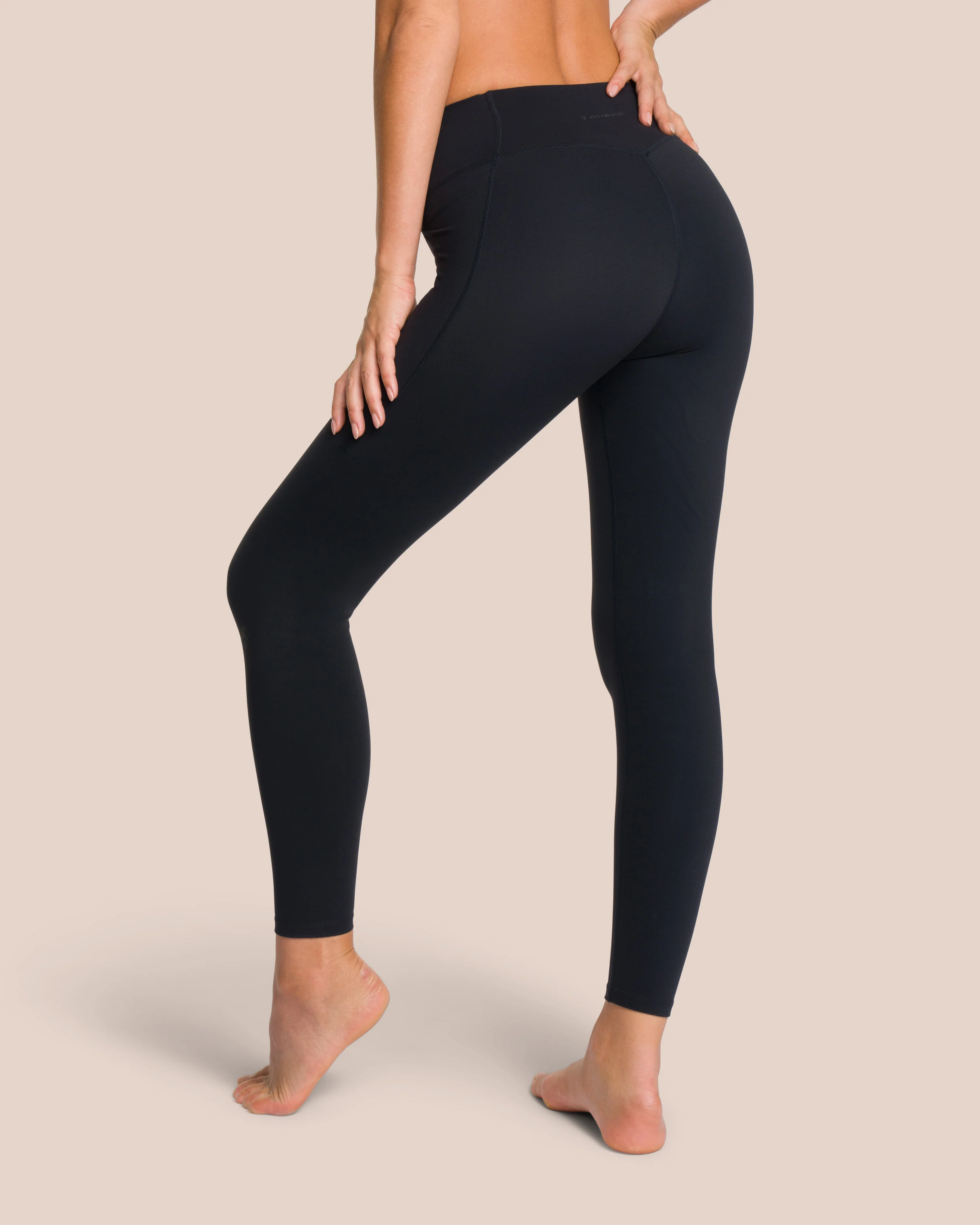 Shania Top Zip Set Deluxe - Black - Image 6